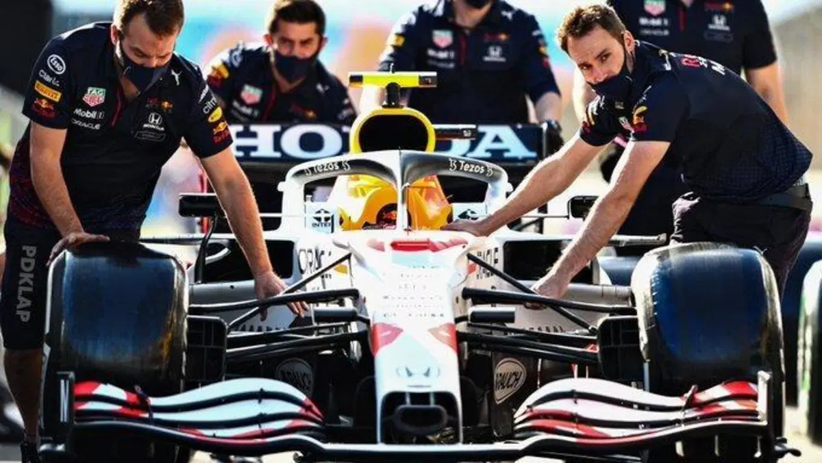 F1, GP Turchia 2021: pole per Hamilton (78)