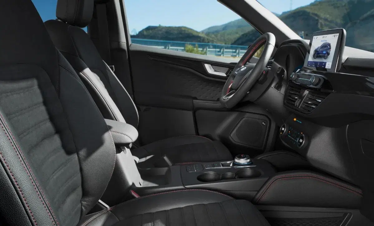 Ford Kuga 2.0 EcoBlue 190 CV aut. AWD ST-Line X (27)