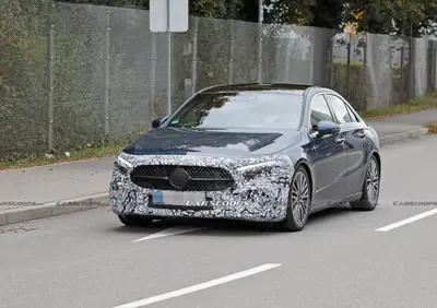 Nuova Mercedes-Benz Classe A Restyling 2022, si lavora anche sulla berlina