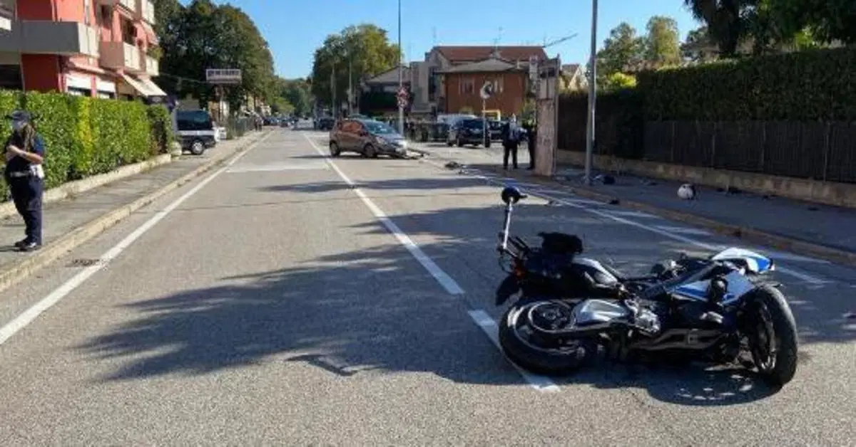 Incidente a Padova: non ce l'ha fatta il vigile che scortava il team Handbike di Zanardi