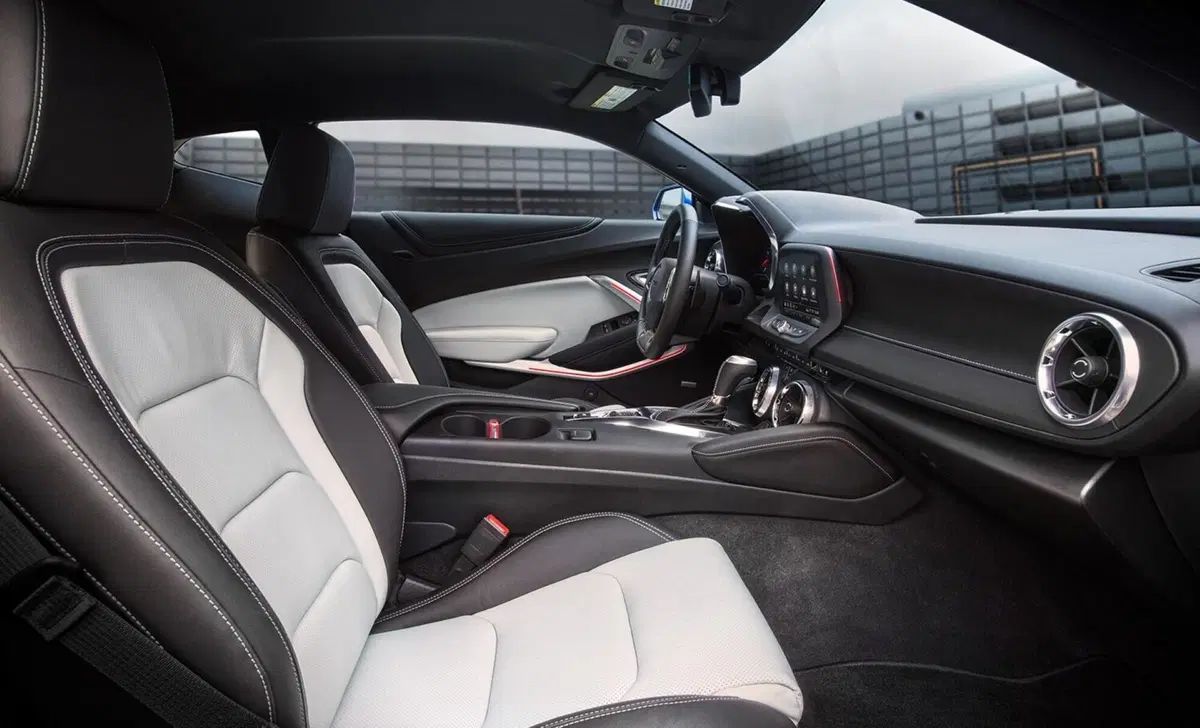 Chevrolet Camaro Cabrio (2016-->>) (6)