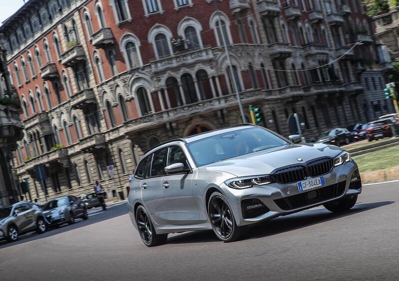 BMW Serie 3 Touring (2019->>) (30)