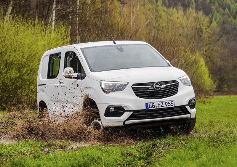Opel Combo-e (10)
