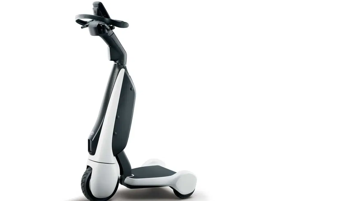 In Giappone Toyota viaggia su tre ruote: ecco C+walk T (2)