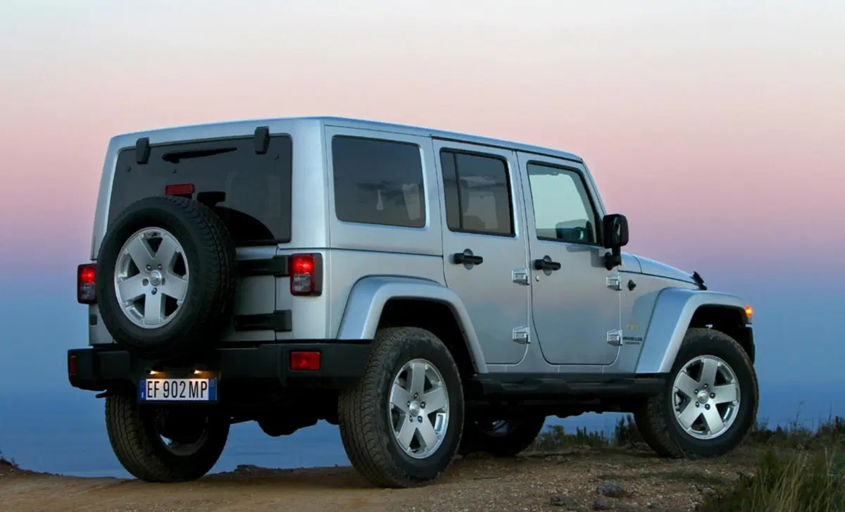 Jeep Wrangler Unlimited 2.0 Turbo 80th Anniversary (30)