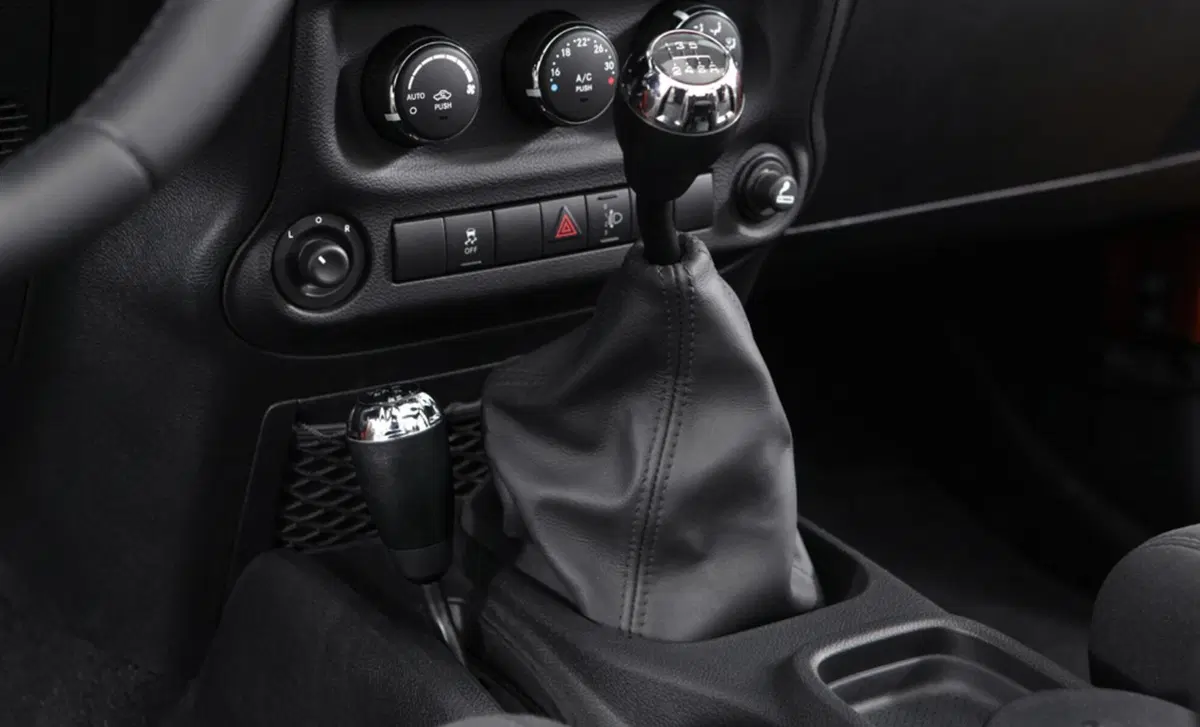 Jeep Wrangler Unlimited 2.0 Turbo 80th Anniversary (37)