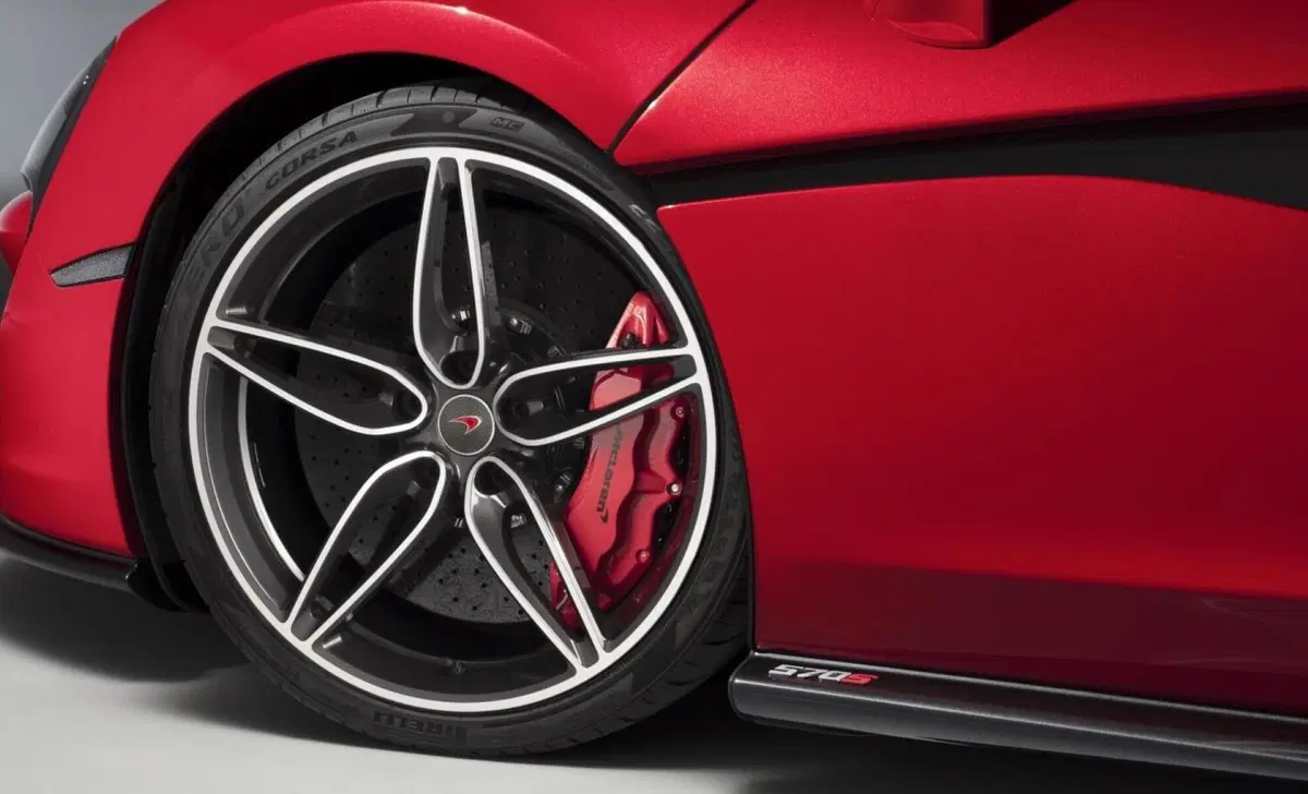 McLaren 570S Coupé (2016-20) (17)