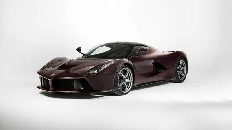 Quanto vale una LaFerrari oggi? Quotazioni da capogiro all&rsquo;asta di RM Sotheby&rsquo;s