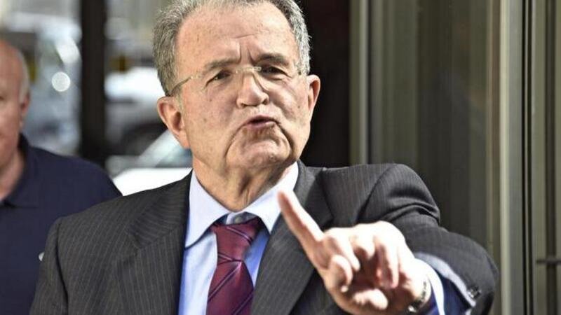 Allarme Stellantis dopo Grugliasco: Romano Prodi ricorda i rischi italiani e lo squilibrio francese