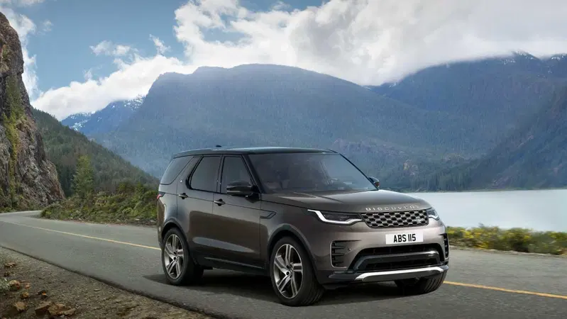 Land Rover Discovery con l'edizione top di gamma Metropolitan