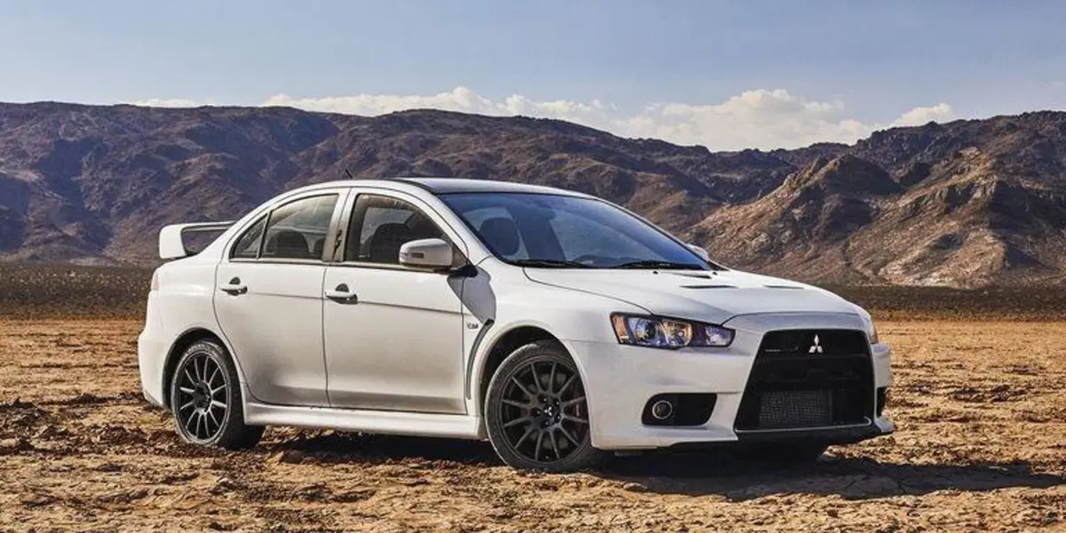 Il triste addio di una Mitsubishi Lancer EVO pre-serie: funzionante ma demolita (2)