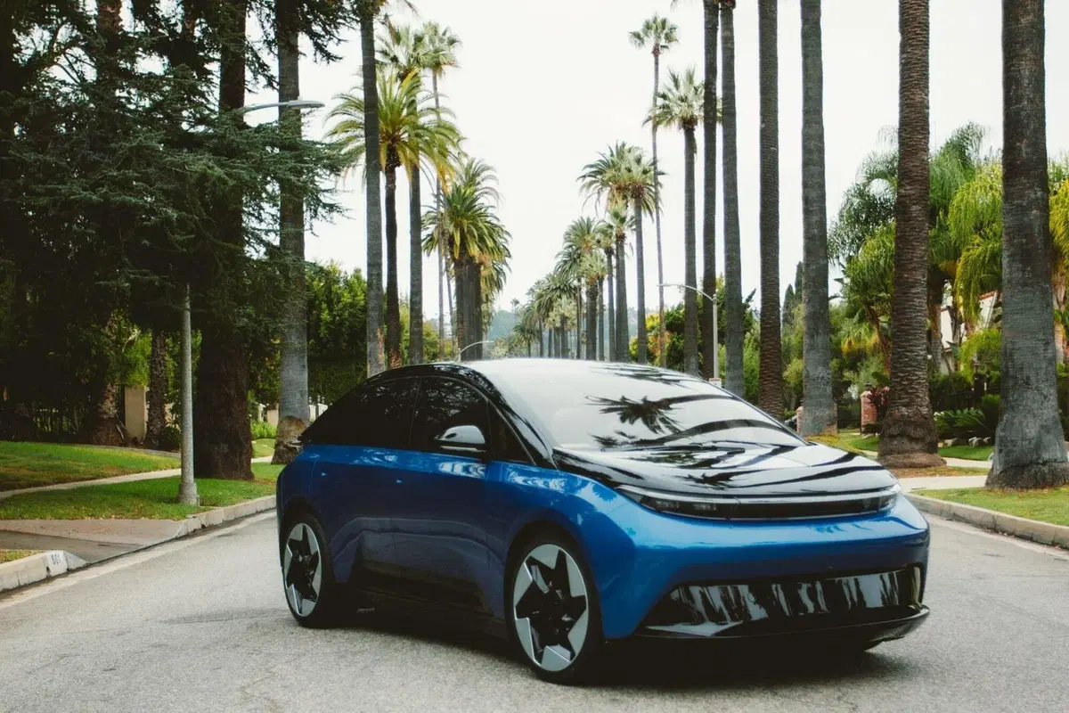 IndiEV, Nuova startup automotive californiana: ecco la ONE (auto elettrica) (2)