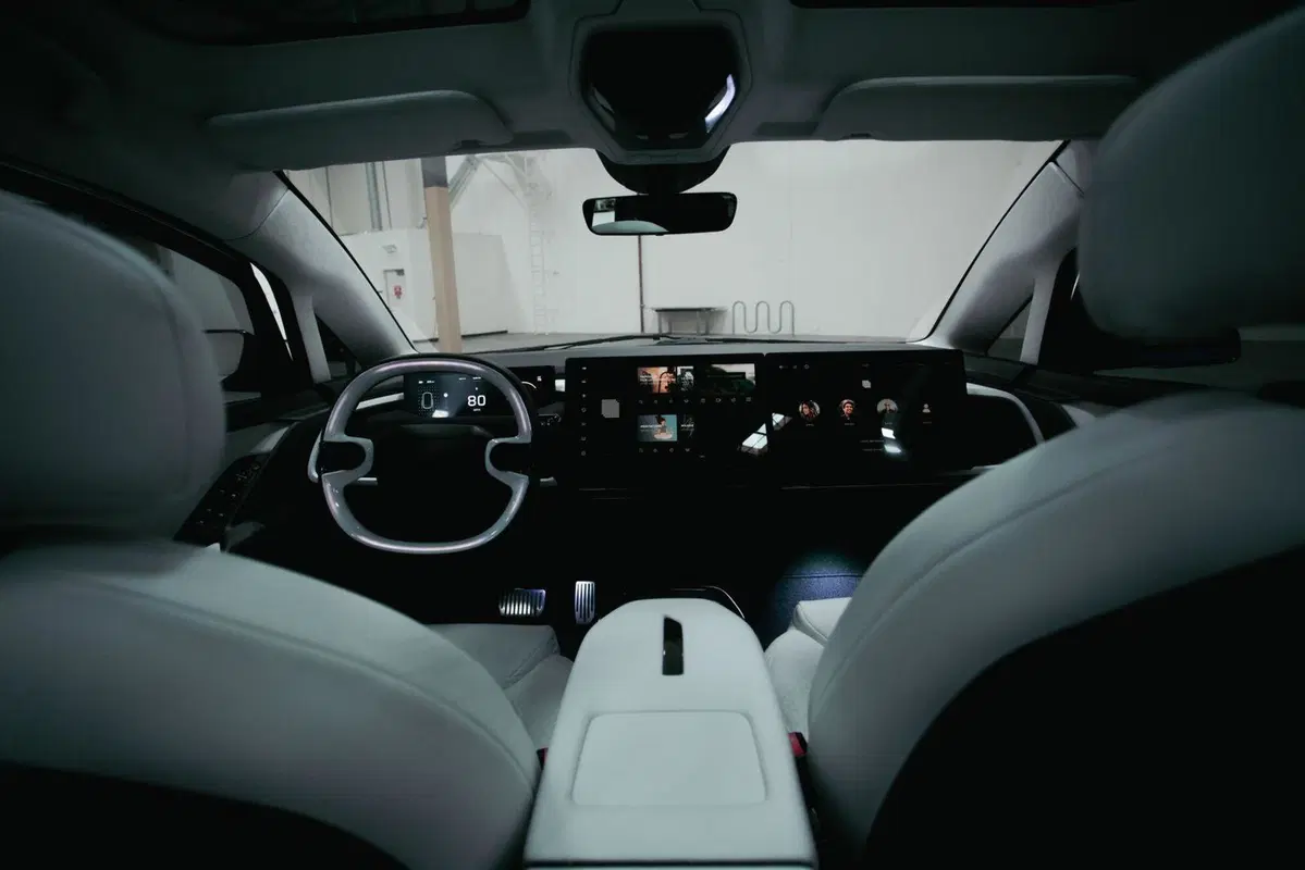 IndiEV, Nuova startup automotive californiana: ecco la ONE (auto elettrica) (7)