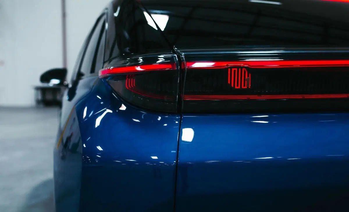 IndiEV, Nuova startup automotive californiana: ecco la ONE (auto elettrica) (5)