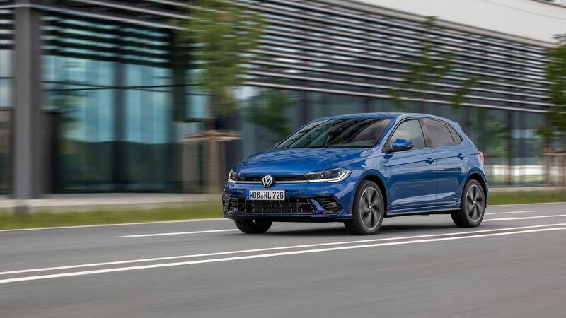 Nuova Volkswagen Polo 2022, Prova su strada di un riferimento nel segmento B [spina no, metano si]
