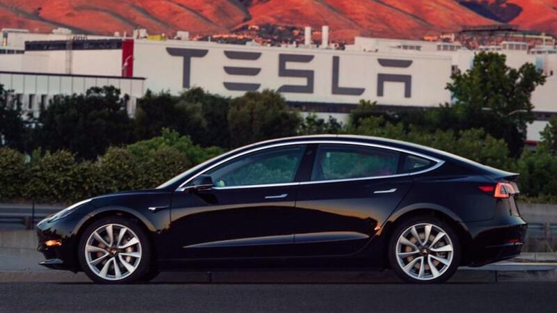 Tesla Model 3: un ottimo affare, anche da usata!