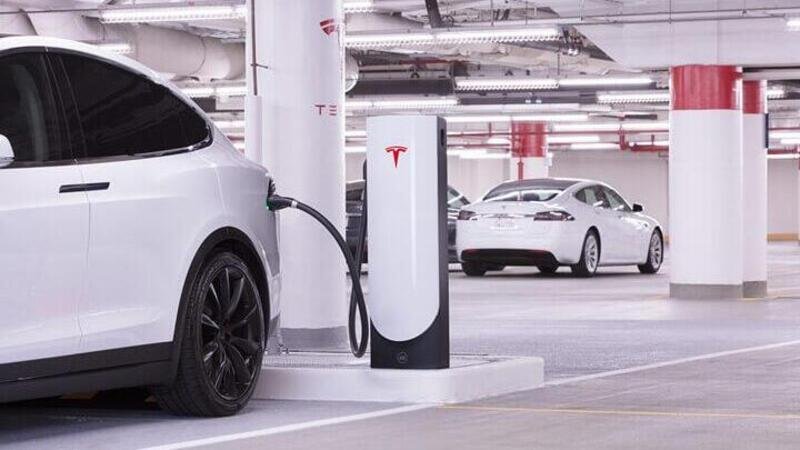 Aggiornamento mappa punti ricarica Tesla, Supercharger triplicati in due anni