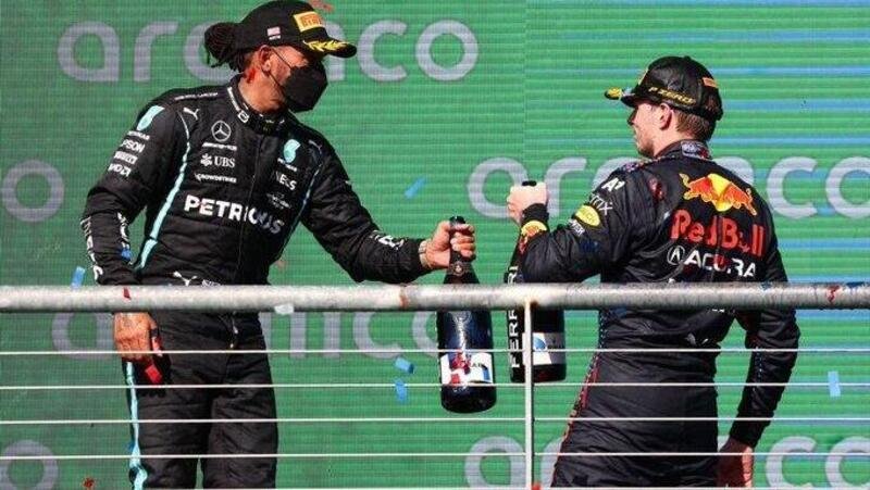 F1, Hamilton: &quot;Complimenti a Verstappen&quot;