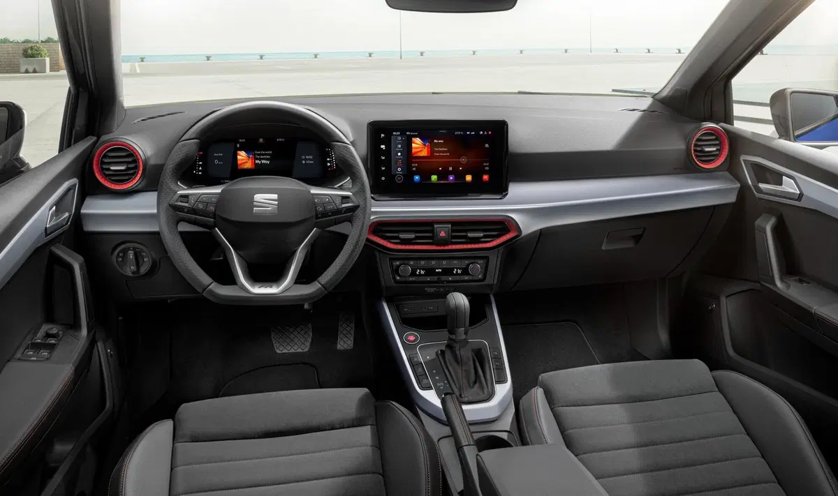 SEAT Arona 1.6 TDI 115 CV Style (35)