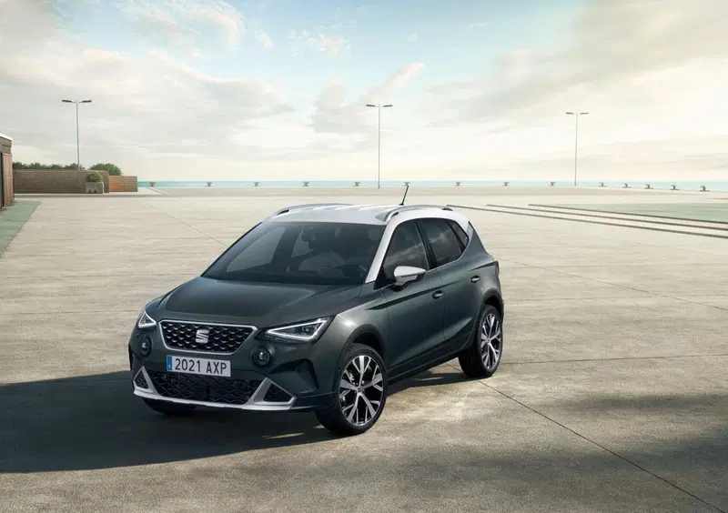 SEAT Arona (2017-->>) (28)