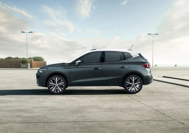 SEAT Arona (2017-->>) (29)