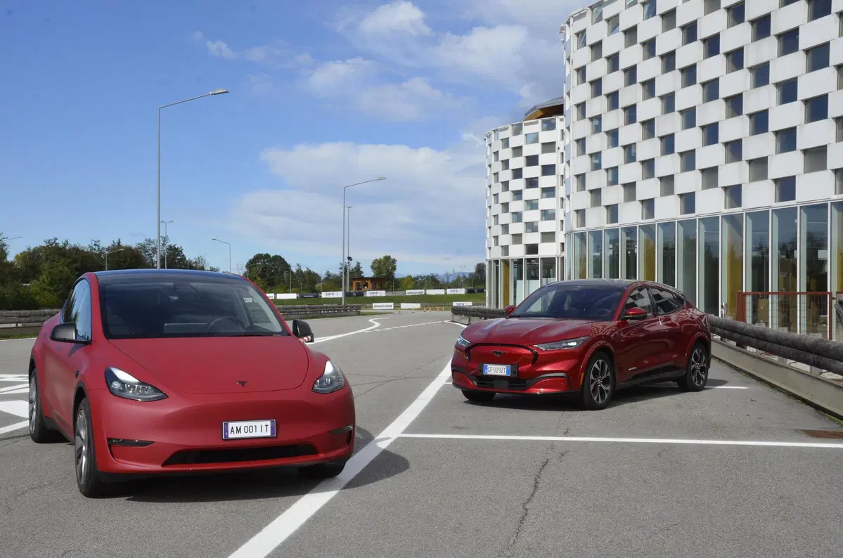  Tesla Model Y Long Range, PRO e CONTRO | La pagella e tutti i numeri della prova strumentale (2)