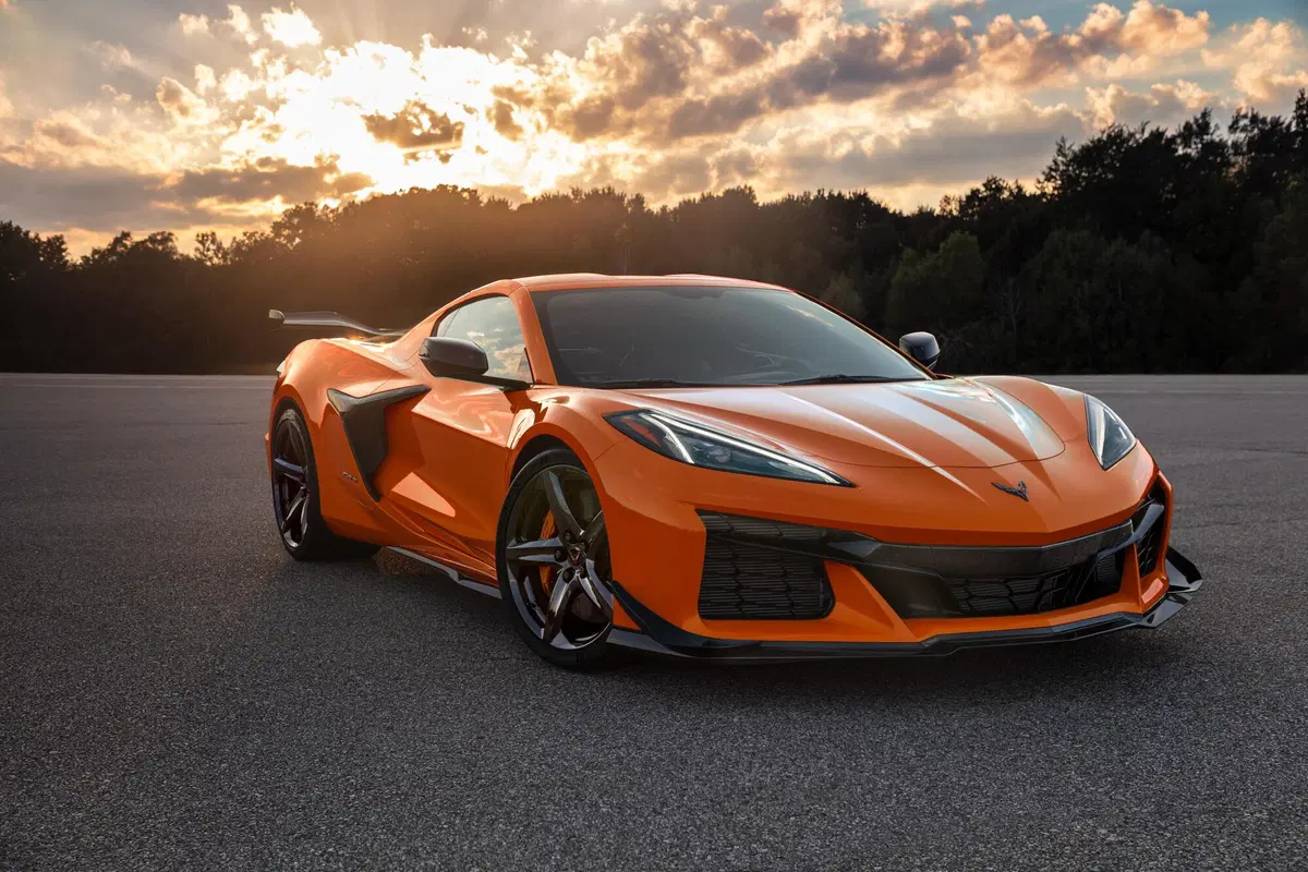 Corvette Z06, la nuova generazione fa rimpiangere la 458 Italia? (2)