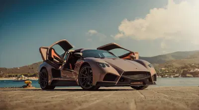 Mazzanti Evantra Pura: Made in Italy, potenza e leggerezza per superare i 360 Km/h