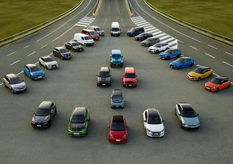 Promozioni Stellantis se si ordina online un'auto con la spina