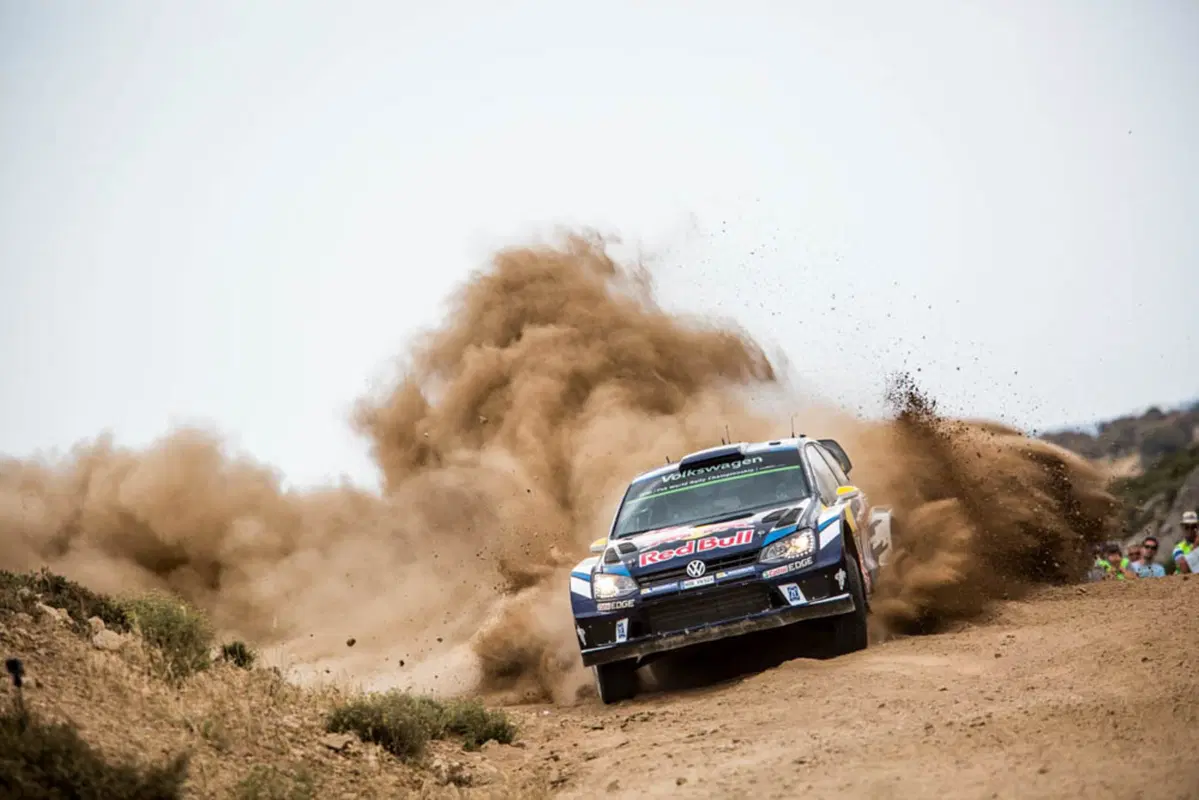 WRC16 Sardegna Italia, Marziani in Paradiso. Ancora Neuville (Hyundai). Duello finale contro Latvala (6)