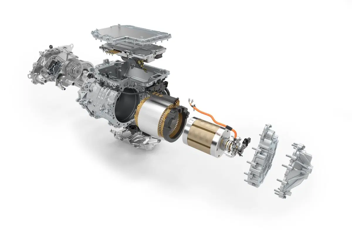 Unità e-drive BMW Gen5, Smontata: la fine di vari mondi motoristici ma si può ancora riparare (4)