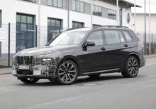 BMW X7 restyling, le foto spia