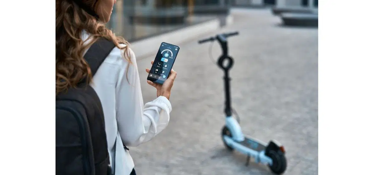 Il nuovo monopattino di FIAT si chiama 500 iride (13)