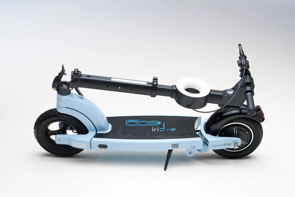 Il nuovo monopattino di FIAT si chiama 500 iride (5)