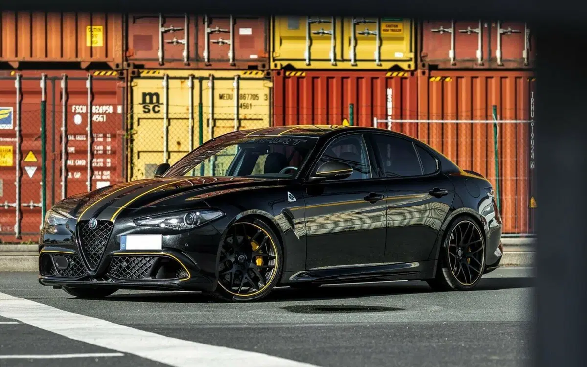 Alfa Romeo, una Giulia Quadrifoglio firmata Manhart da ben 662 CV (6)