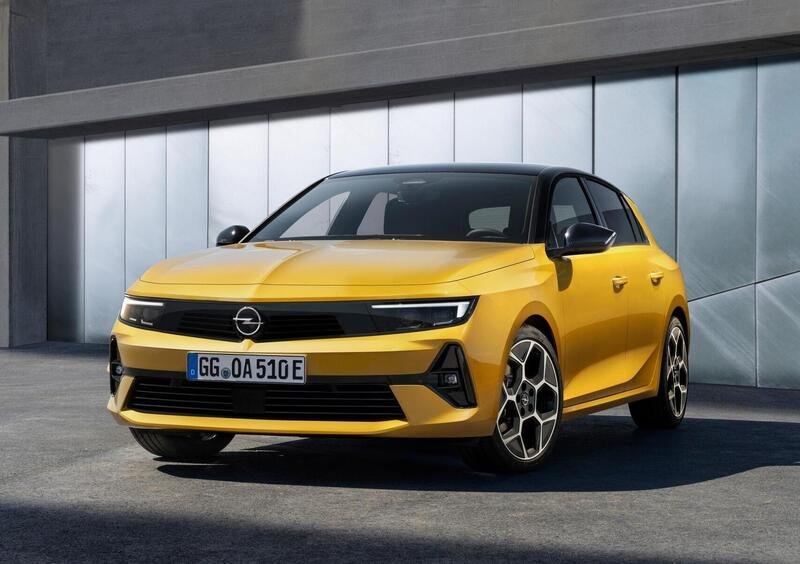 Opel Astra (2021-->>) (8)