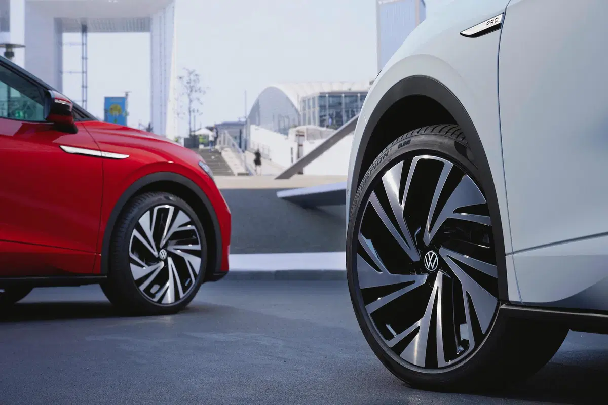 Volkswagen ID.5, svelato il primo SUV-coupé elettrico del marchio (18)