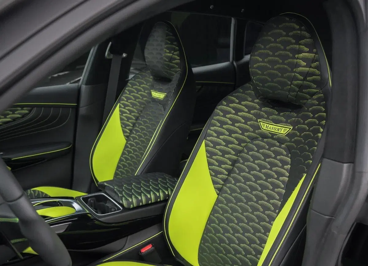 Aston Martin DBX by Mansory, il Super SUV britannico come non l’avete mai visto (13)