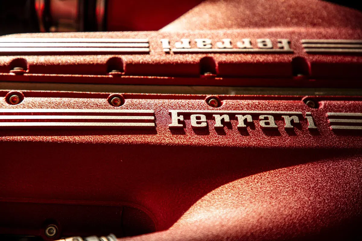 Ferrari 812 COMPETIZIONE | Sarebbe il TOP anche per ENZO... (19)