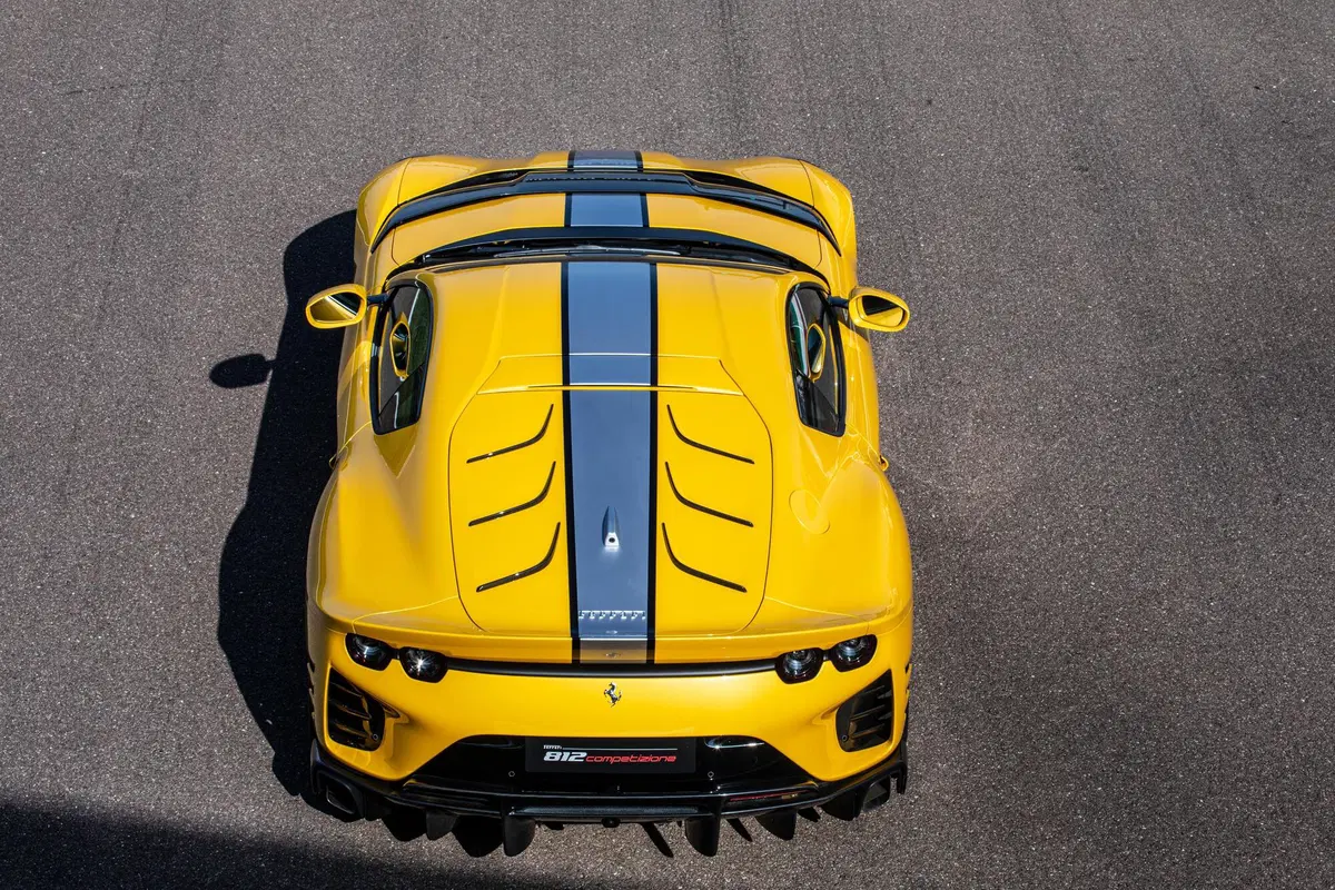 Ferrari 812 COMPETIZIONE | Sarebbe il TOP anche per ENZO... (11)