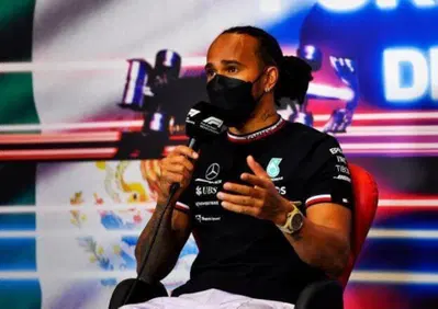 F1, Hamilton: Non abbiamo ancora deciso di sostituire la power unit