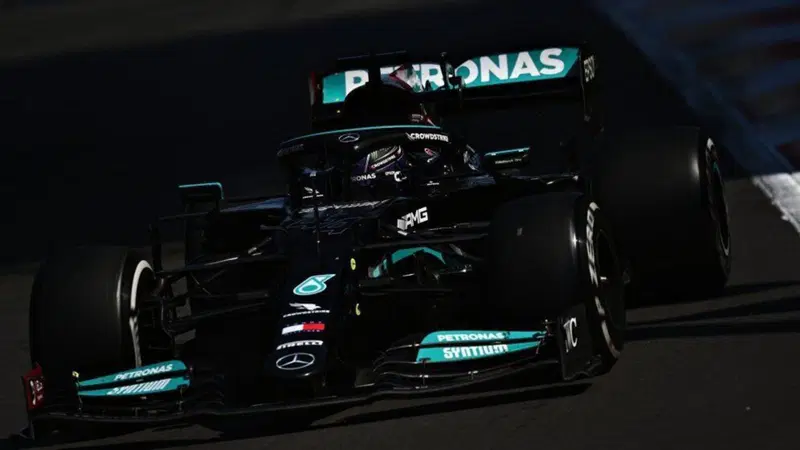 F1, GP Brasile, FP1: Hamilton al top
