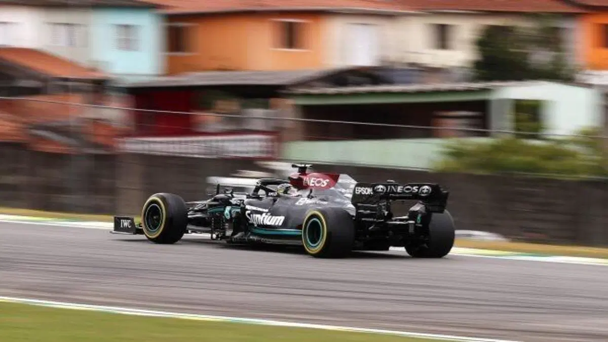 F1, GP Brasile 2021: pole per Bottas (10)