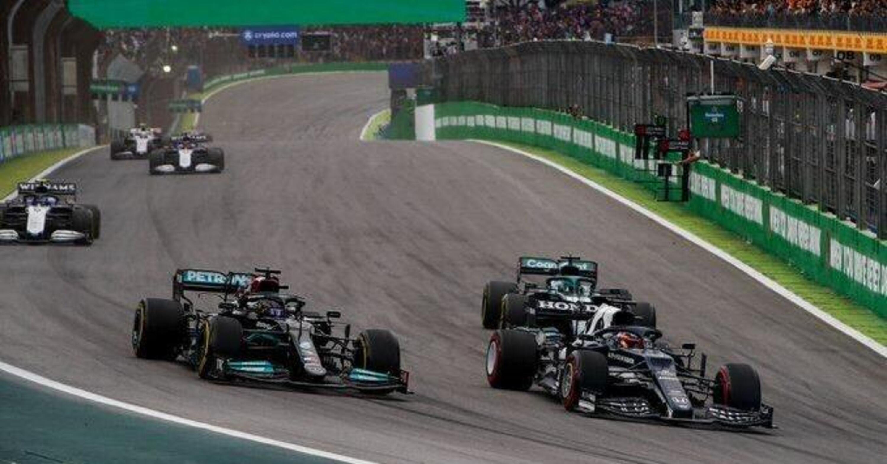F1, GP Brasile 2021: Bottas in pole davanti a Verstappen, Sainz vince il duello con Leclerc, la rimonta di Hamilton