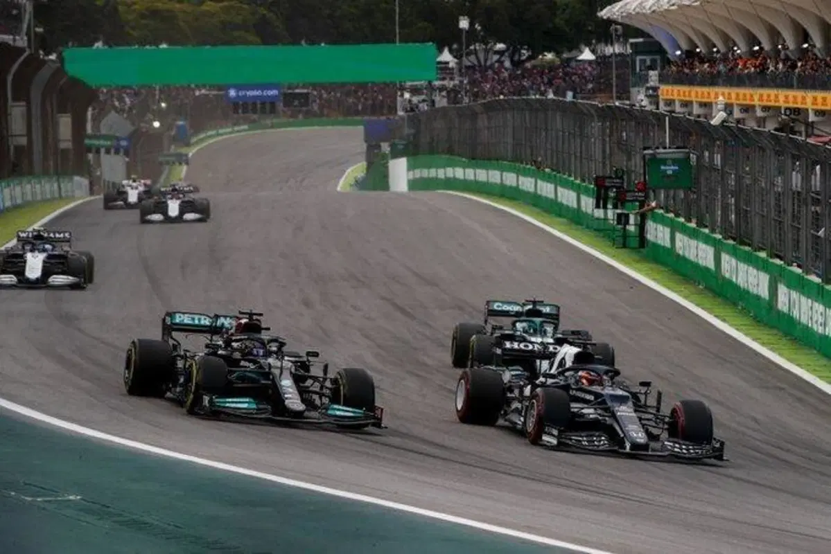 F1, GP Brasile 2021: vince Hamilton (56)