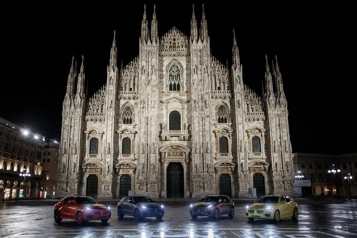 Maserati, 80 Grecale compongono il Tridente a Milano (4)