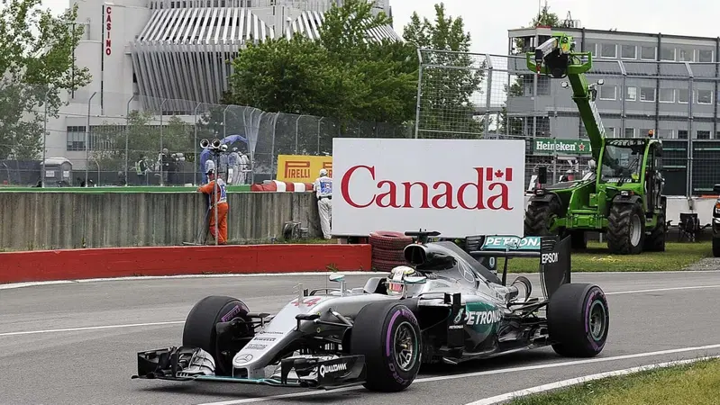 F1, Gp Canada 2016: vince Hamilton. Vettel secondo