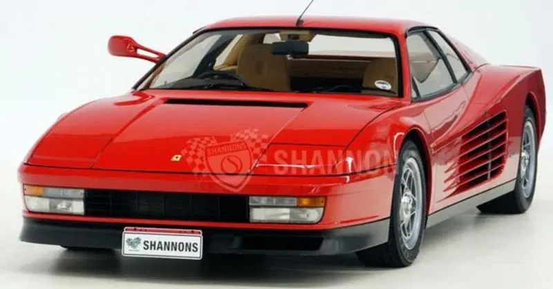 La Ferrari Testarossa di Elton John va all'asta