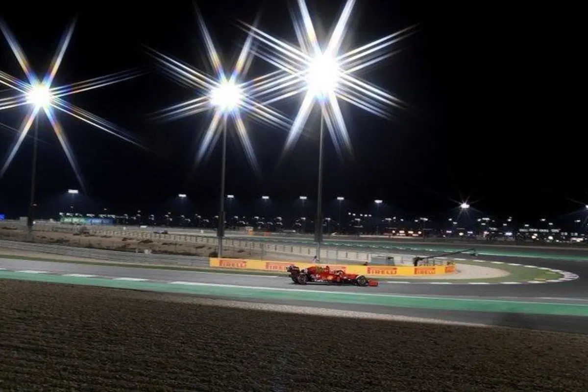 F1, GP Qatar 2021: pole per Hamilton (26)