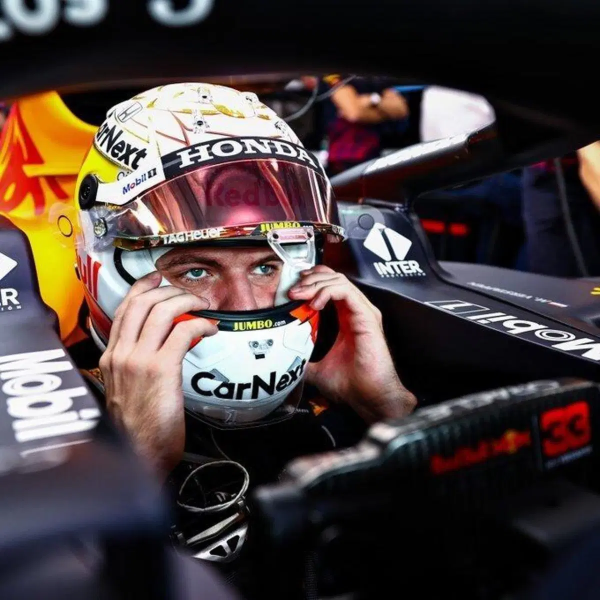 F1, GP Qatar 2021: pole per Hamilton (32)